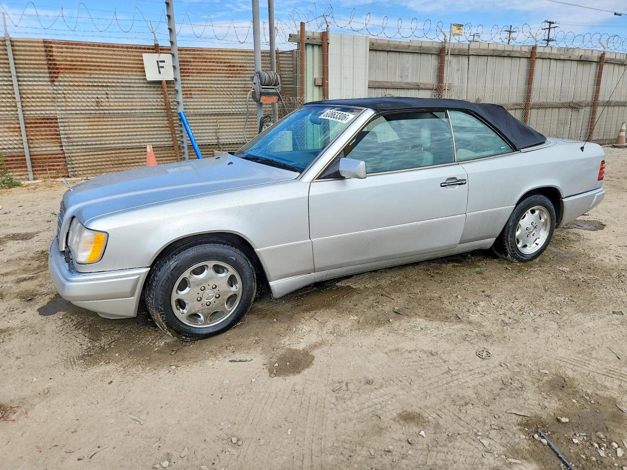 1995 Mercedes-benz E 320 Silver vin: WDBEA66E7SC185995