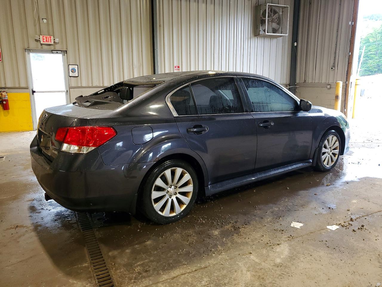 2011 Subaru Legacy 2.5i Limited Charcoal vin: 4S3BMBK62B3224916
