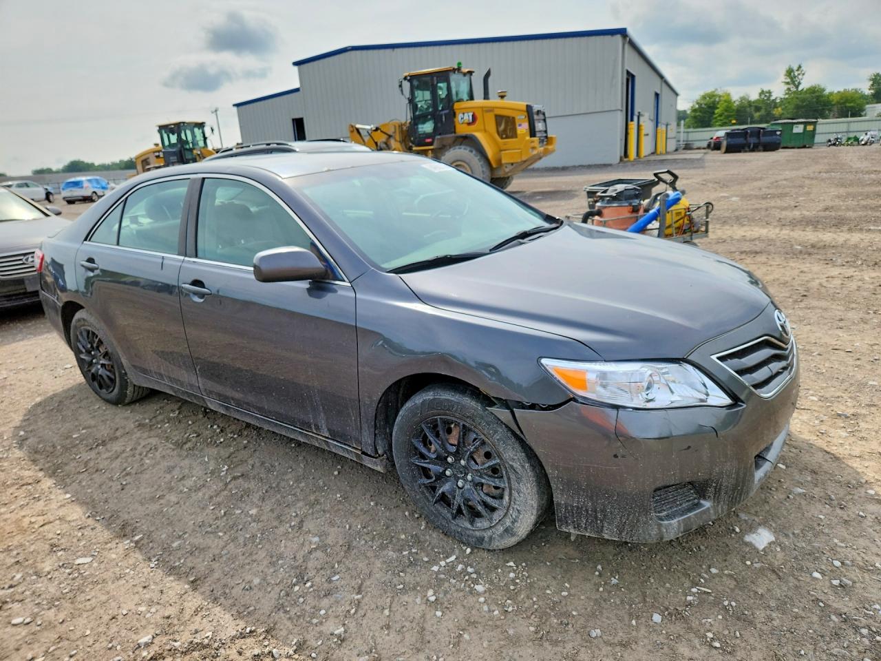 2011 Toyota Camry Le Gray vin: 4T1BF3EK1BU597119