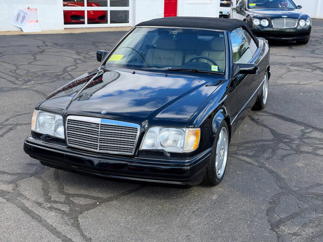 1995 Mercedes-benz E 320 Black vin: WDBEA66E9SC280817