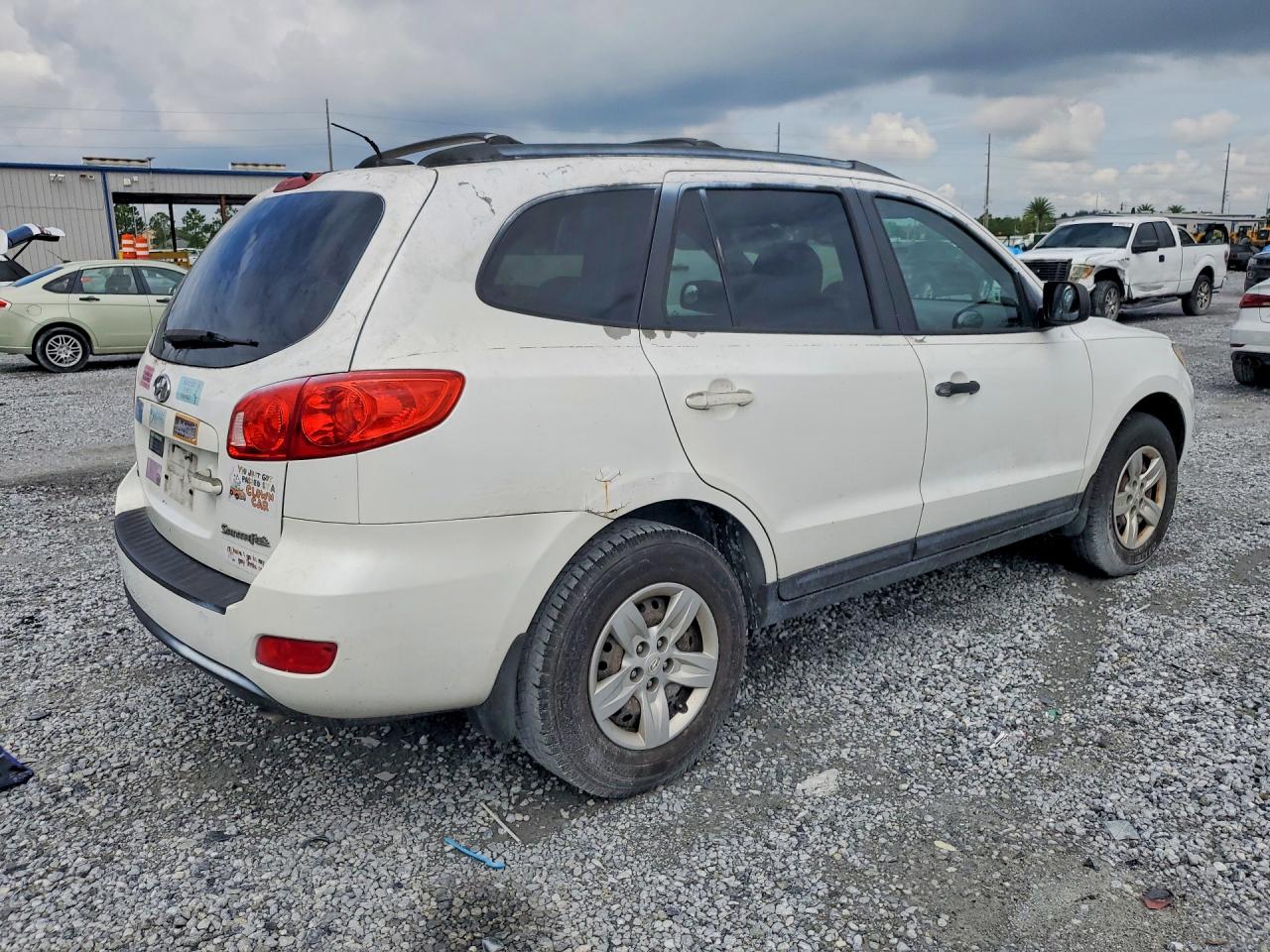 2009 Hyundai Santa Fe Gls White vin: 5NMSG13D79H320535