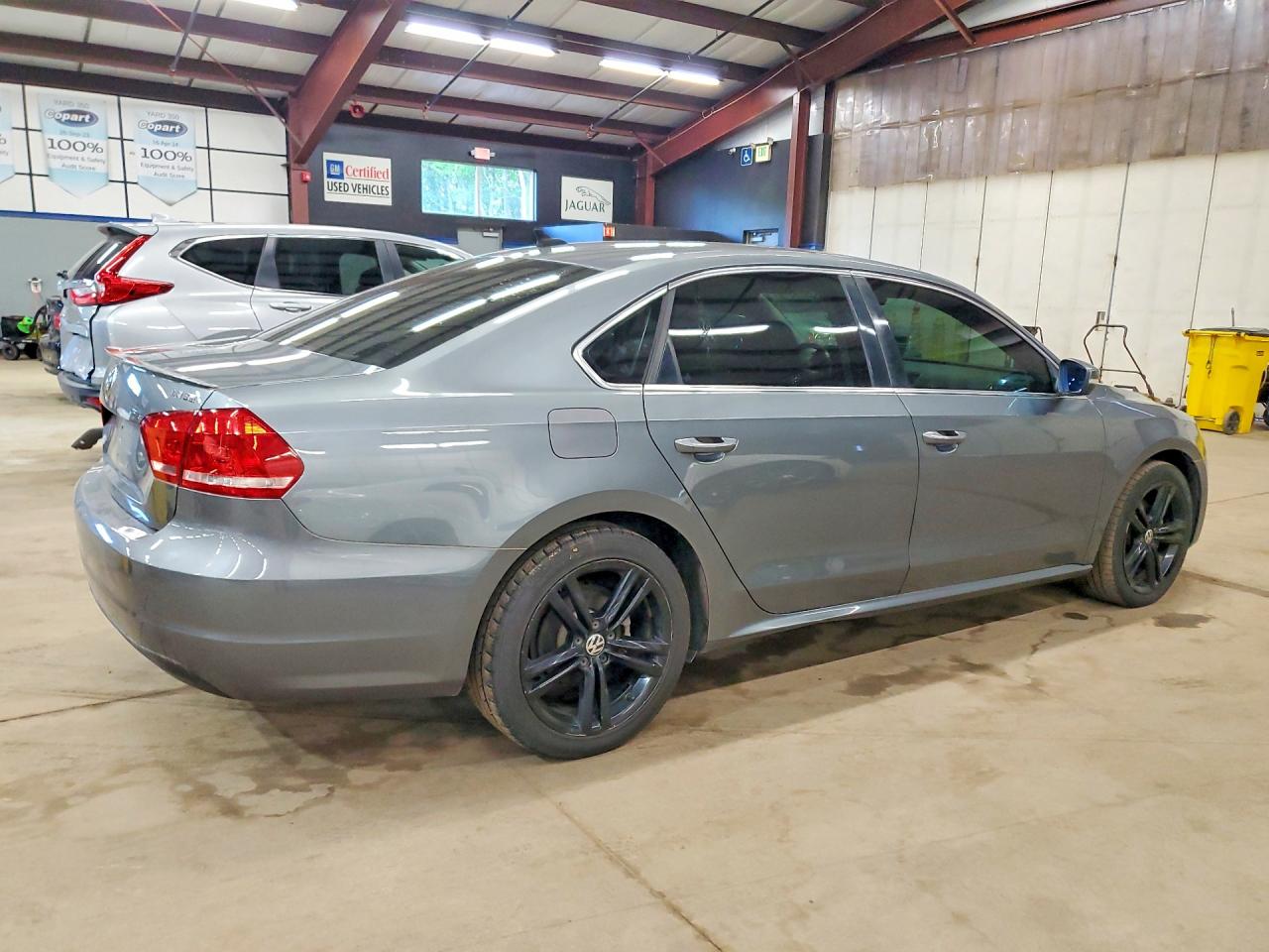 2014 Volkswagen Passat Se Gray vin: 1VWBS7A3XEC035703