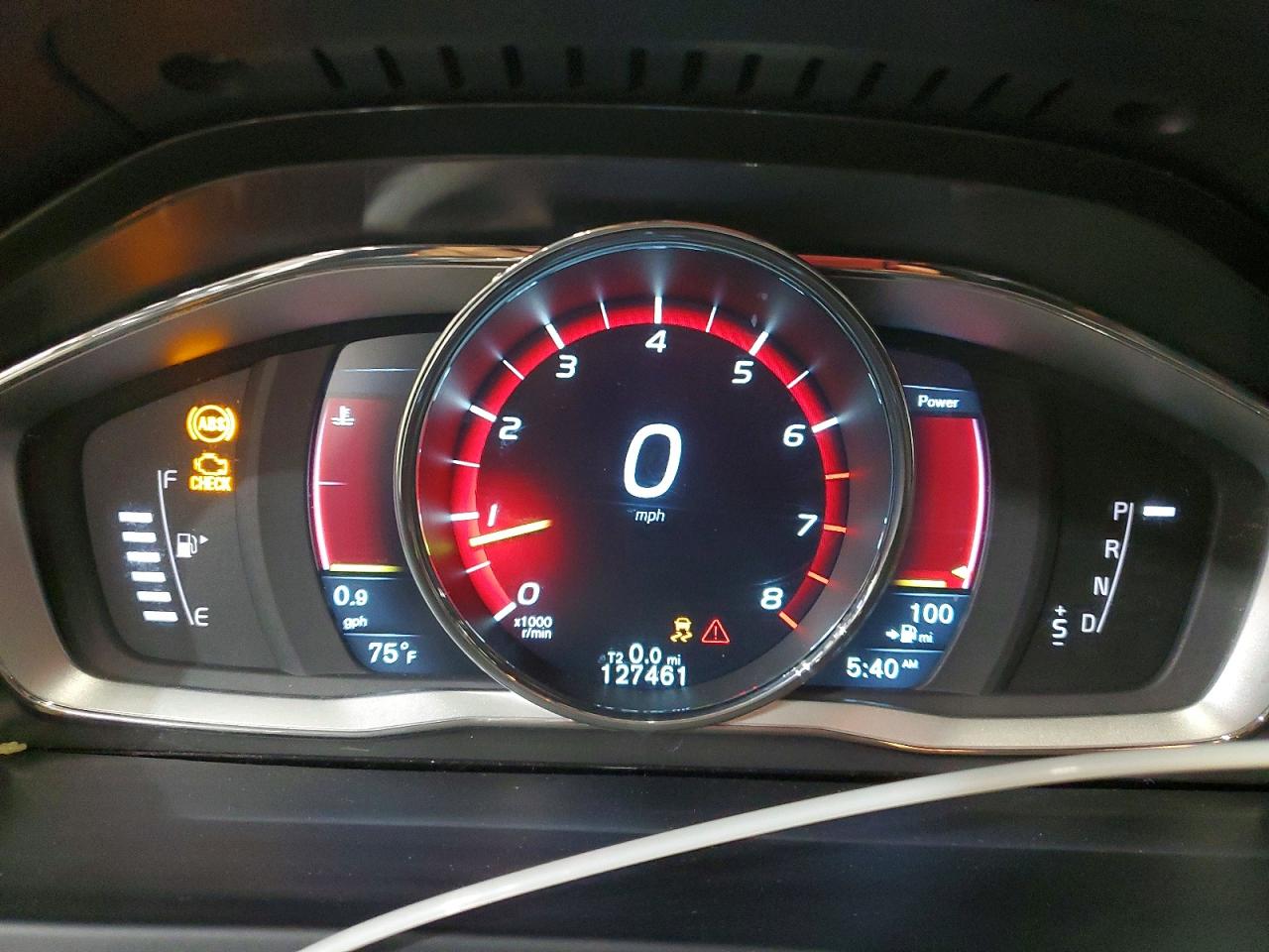 2015 Volvo S60 Platinum Silver vin: YV1612TM3F2355849