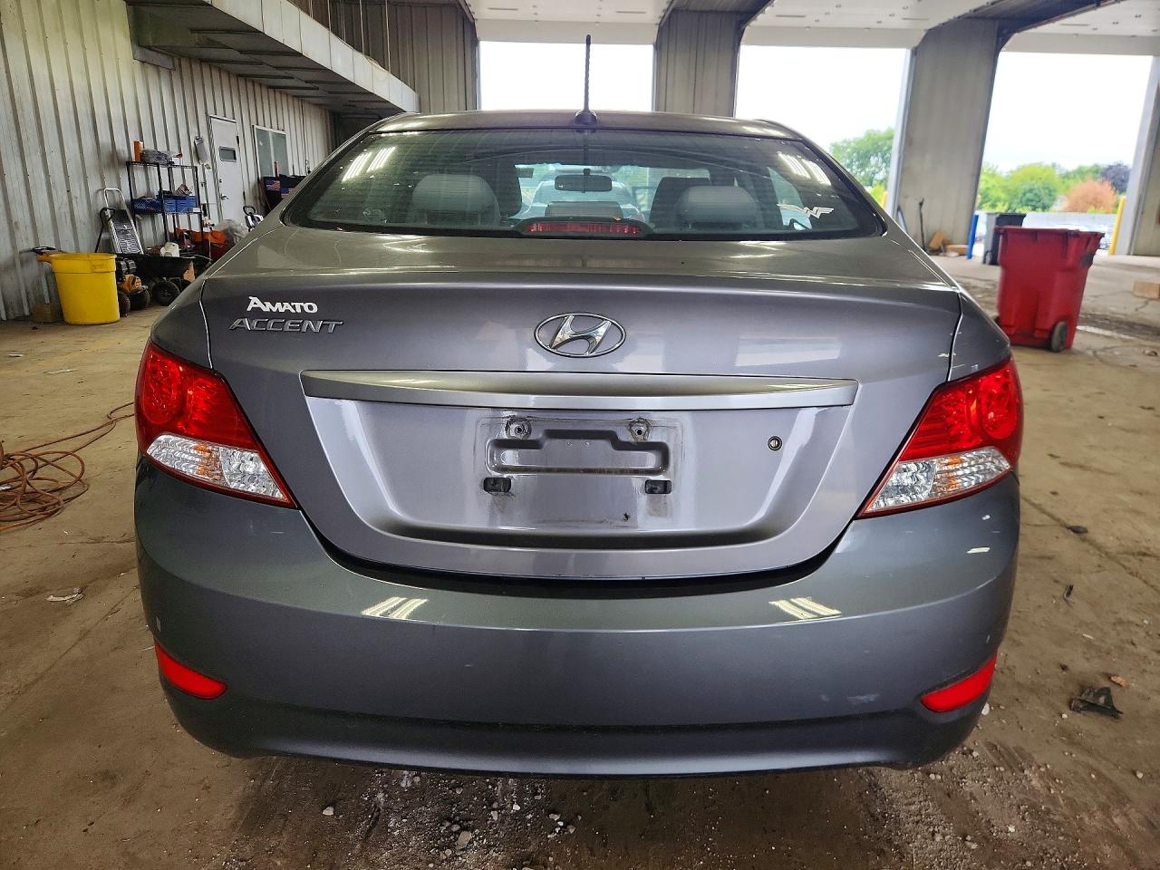2014 Hyundai Accent Gls Gray vin: KMHCT4AE0EU638783