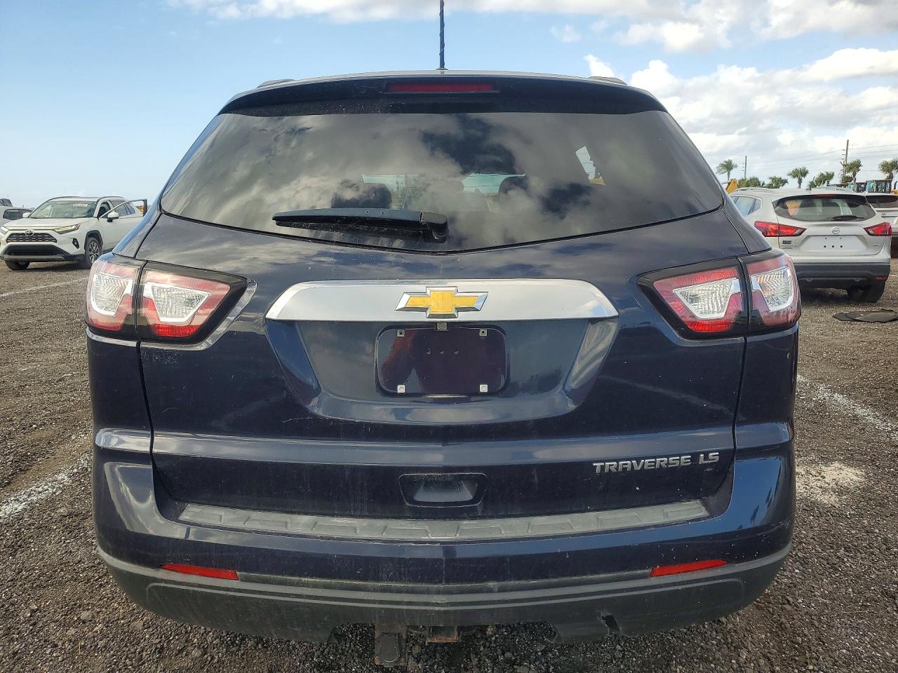 2015 Chevrolet Traverse Ls Синий vin: 1GNKRFED6FJ113457