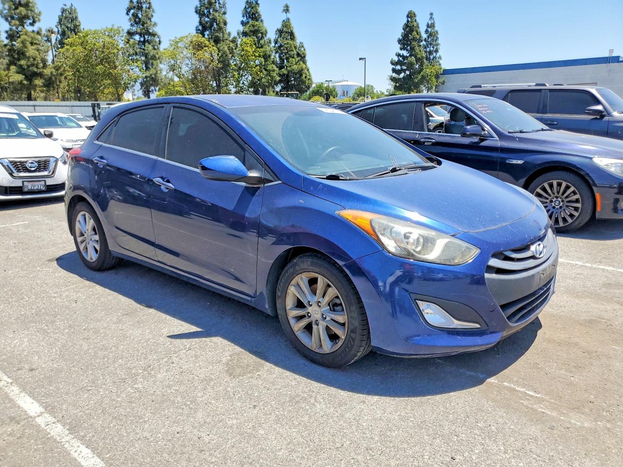2013 Hyundai Elantra Gt Base Blue vin: KMHD35LE1DU089004