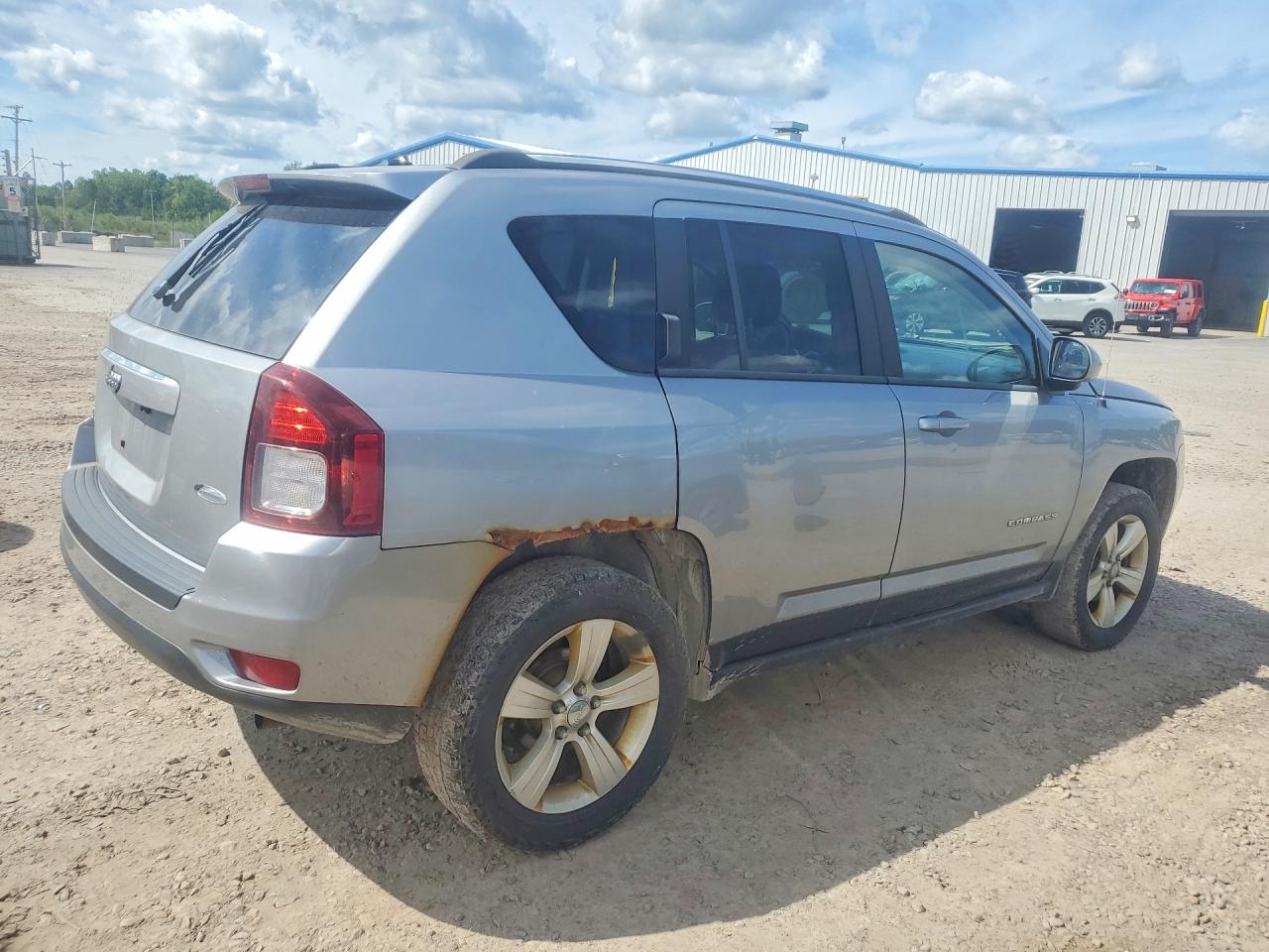 2014 Jeep Compass Latitude Gray vin: 1C4NJDEBXED734553