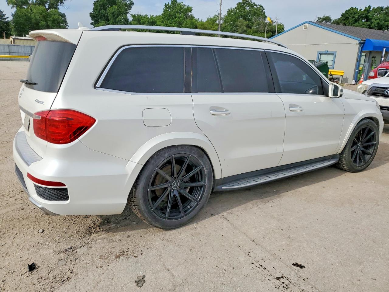 2014 Mercedes-benz Gl 550 4matic White vin: 4JGDF7DE6EA345299