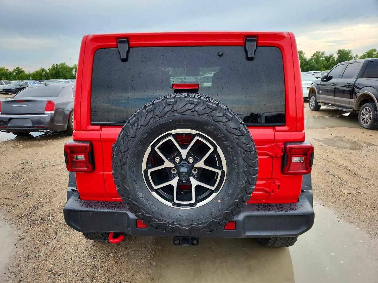 2025 Jeep Wrangler Rubicon Red vin: 1C4PJXFNXSW521461