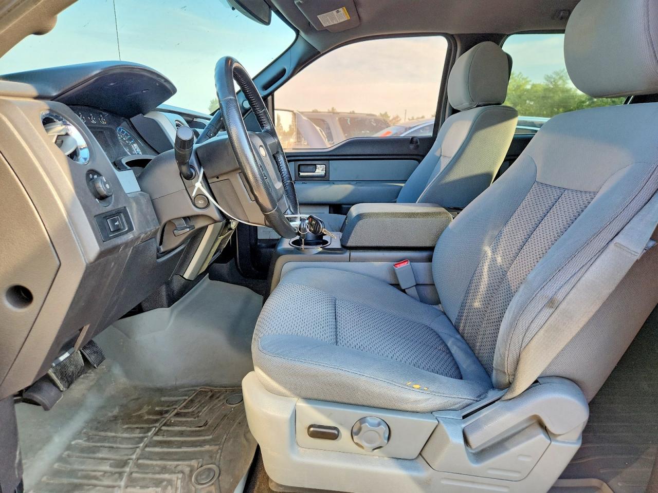 2012 Ford F150 Supercrew Silver vin: 1FTFW1EF8CFC49160