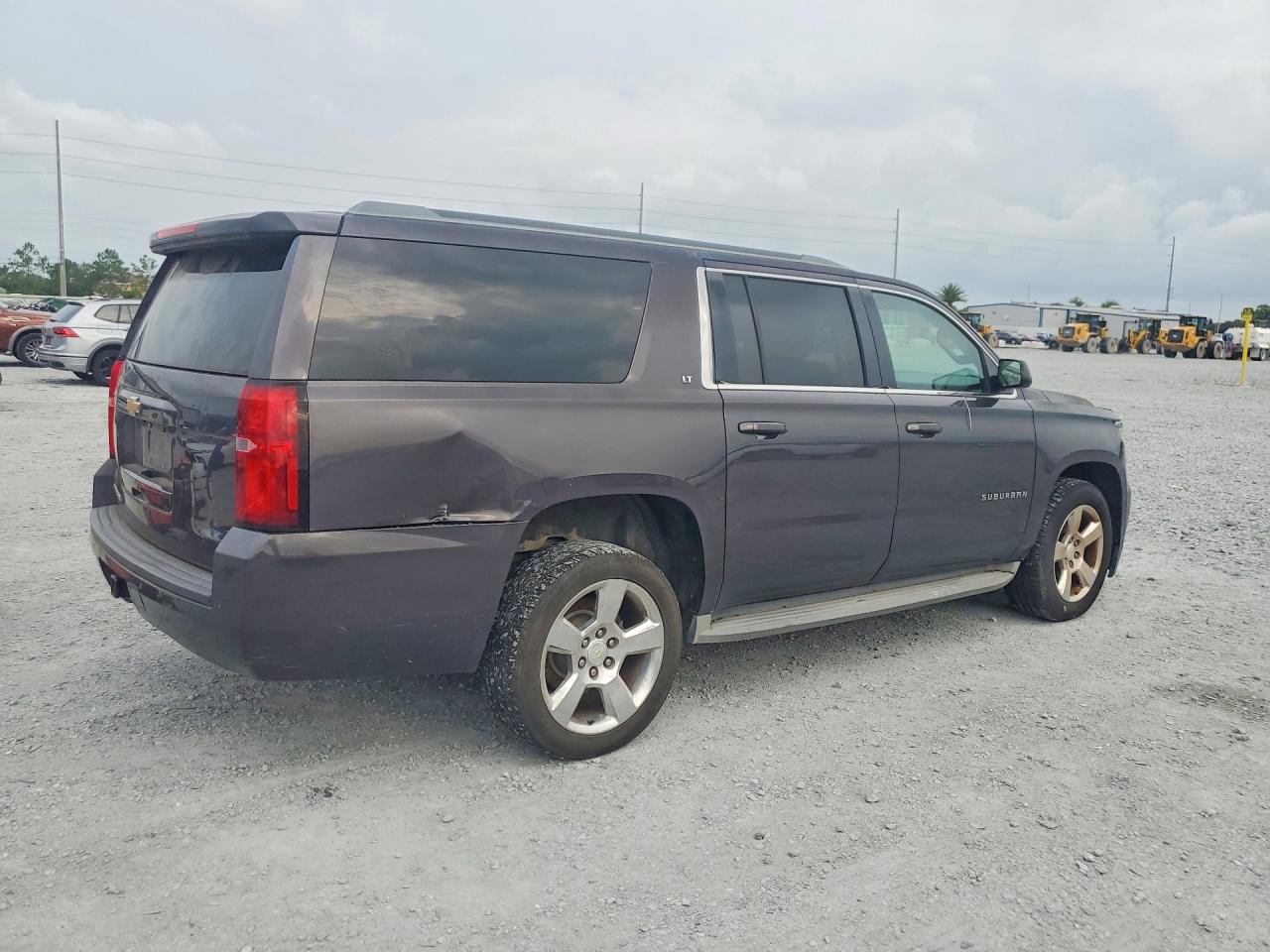 2015 Chevrolet Suburban K1500 Lt Gray vin: 1GNSKJKC6FR262603