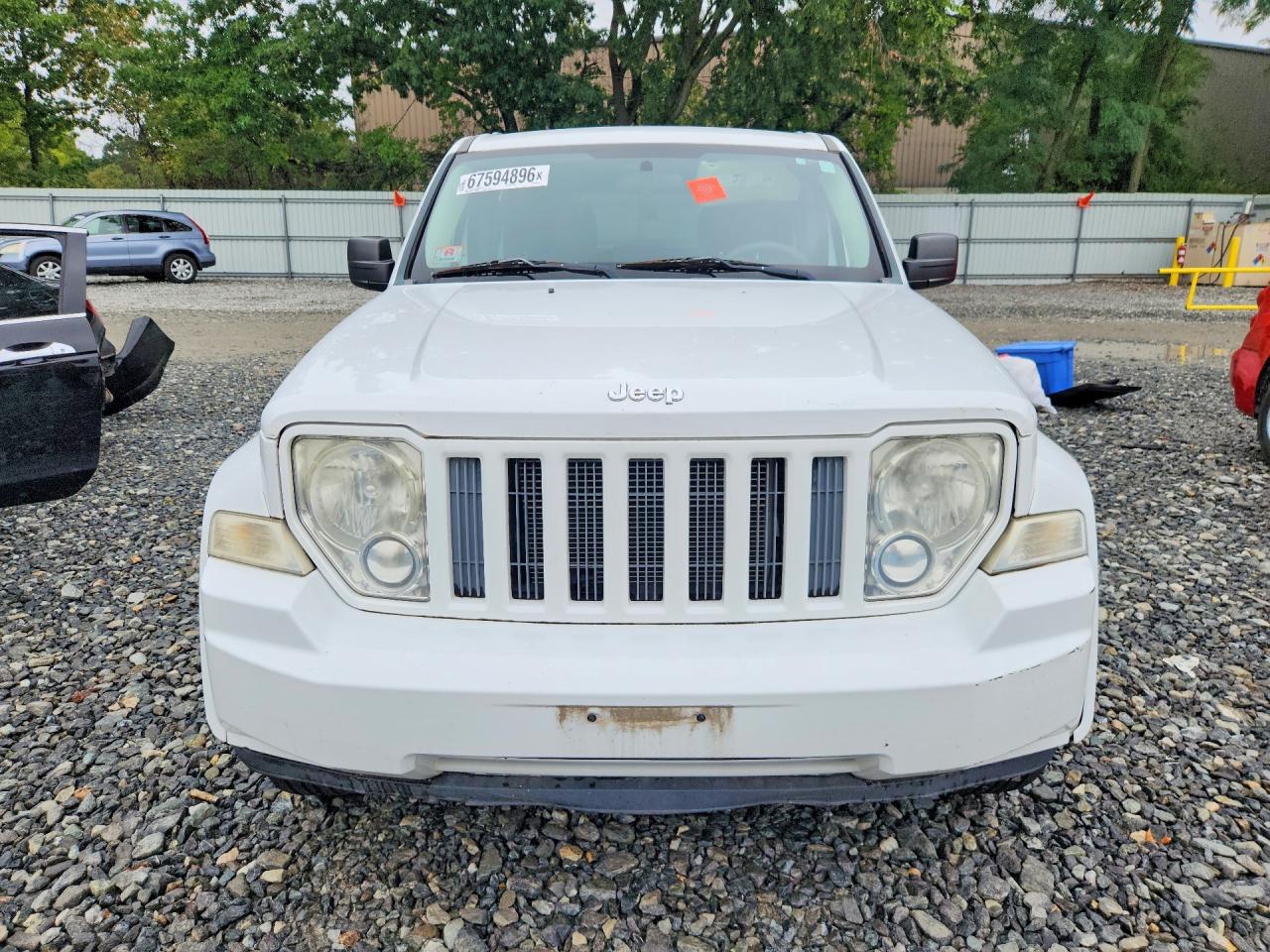 2011 Jeep Liberty Sport White vin: 1J4PN2GK6BW521334