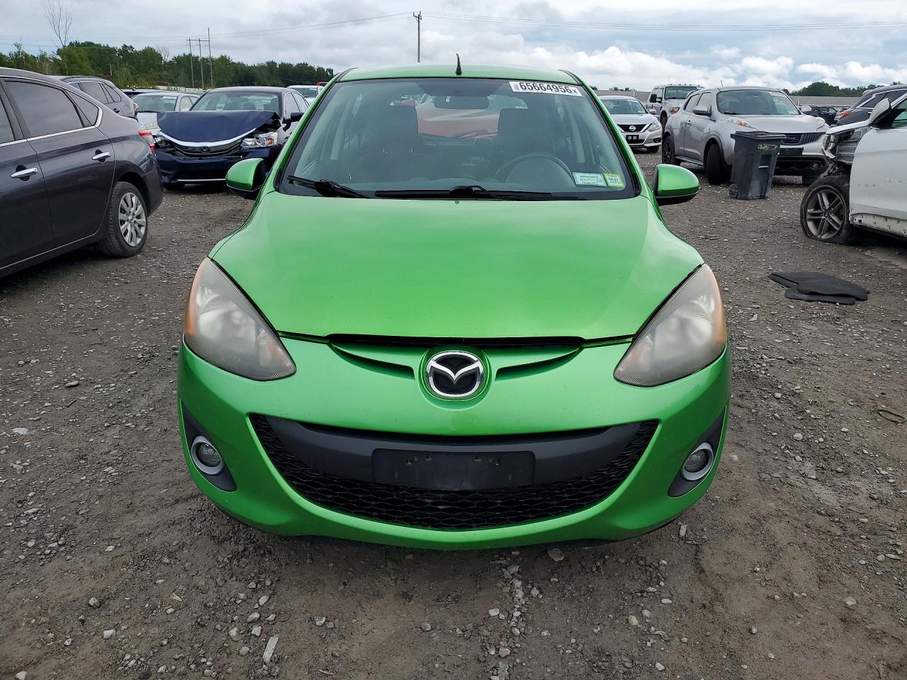 2013 Mazda Mazda2 Green vin: JM1DE1LZXD0163599