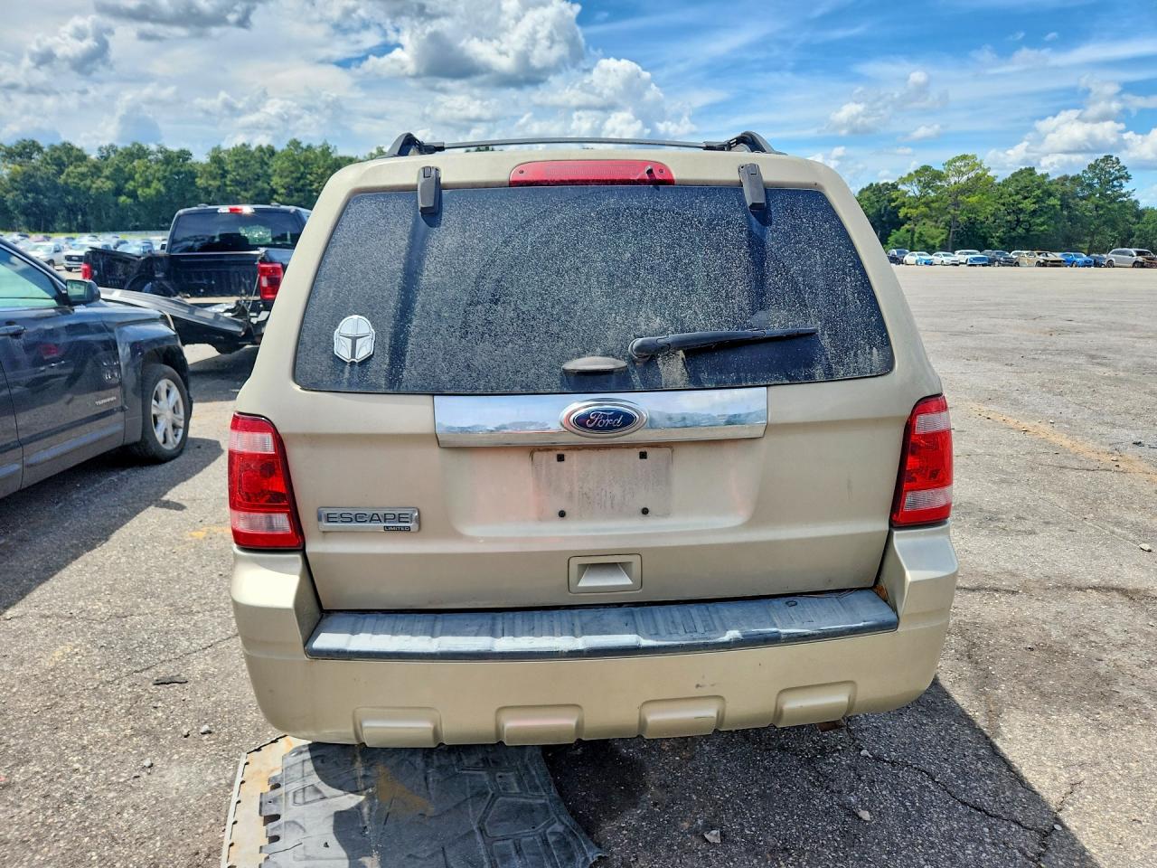 2012 Ford Escape Limited Gold vin: 1FMCU9E76CKC69104