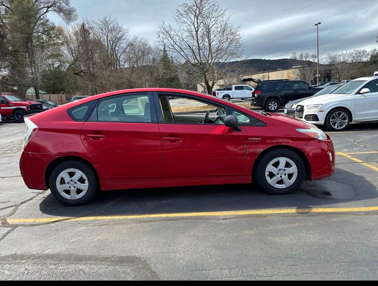 2011 Toyota Prius Two Red vin: JTDKN3DU9B1428574