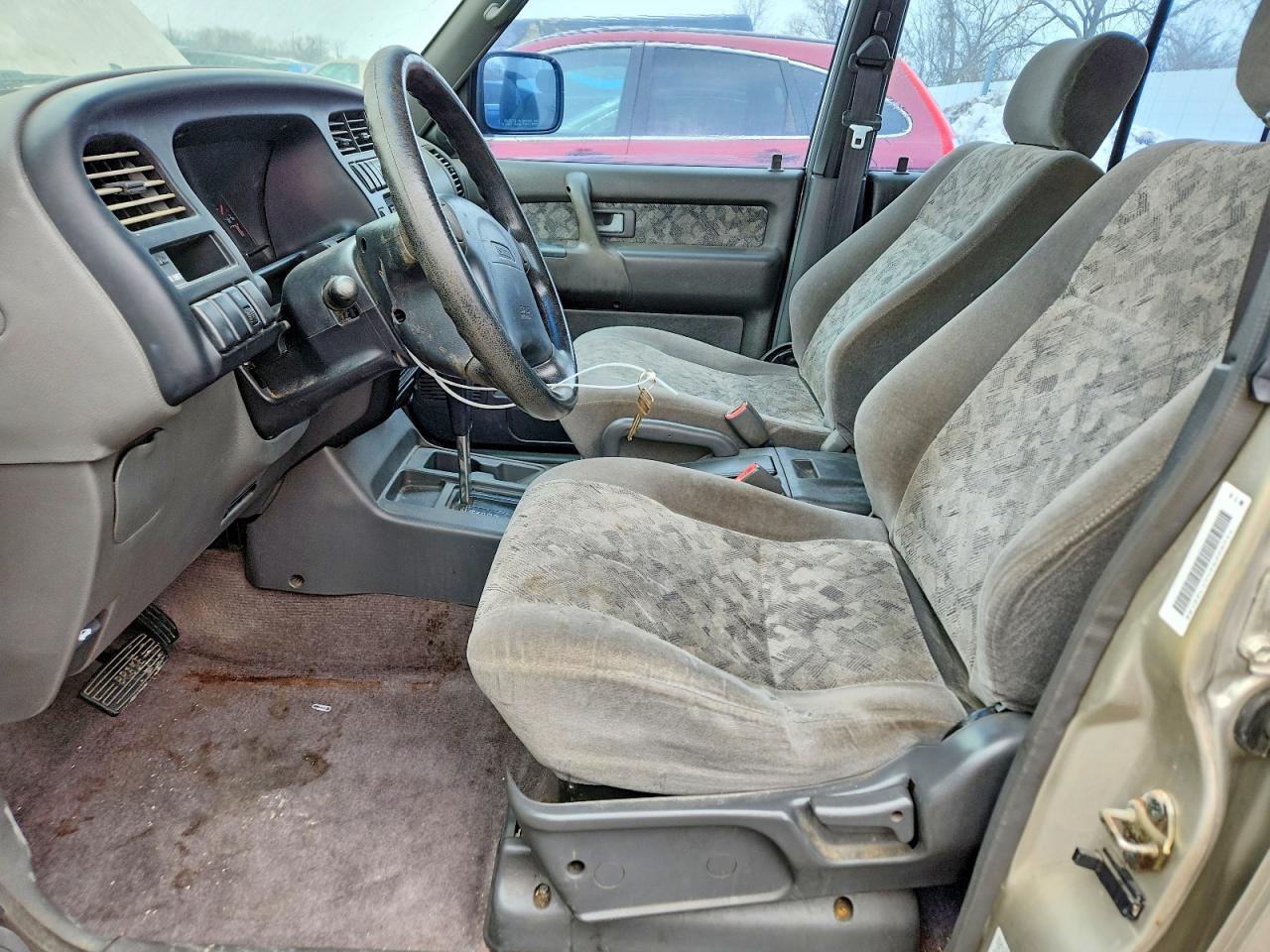 2000 Isuzu Trooper S Tan vin: JACDS58X1Y7J08798