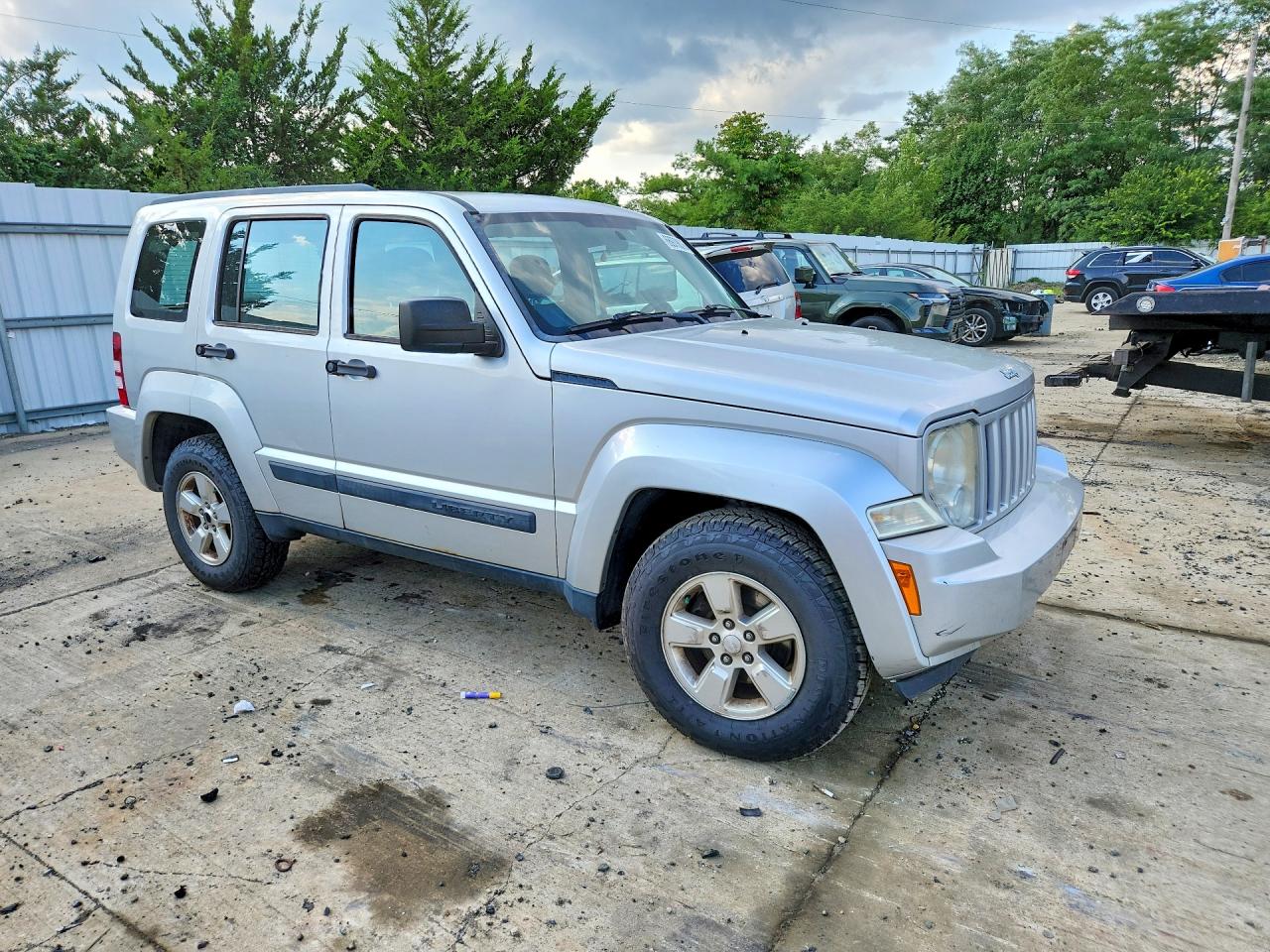 2012 Jeep Liberty Sport Silver vin: 1C4PJMAK1CW173417