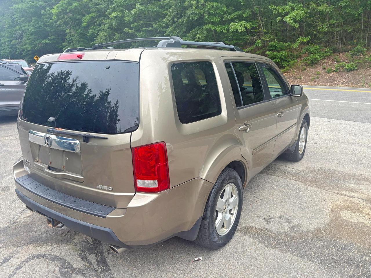 2011 Honda Pilot Exl Gold vin: 5FNYF4H57BB010649
