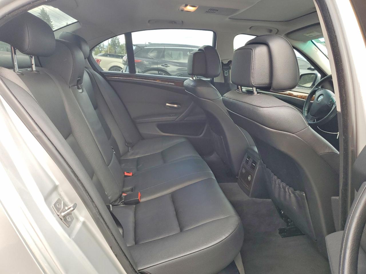 2010 Bmw 528 I Silver vin: WBANU5C52AC129580