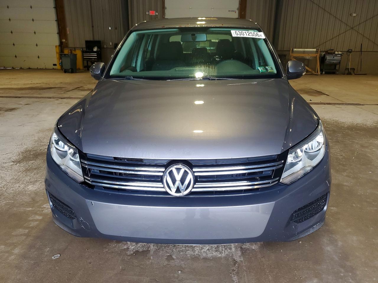2014 Volkswagen Tiguan S Gray vin: WVGBV3AXXEW508838