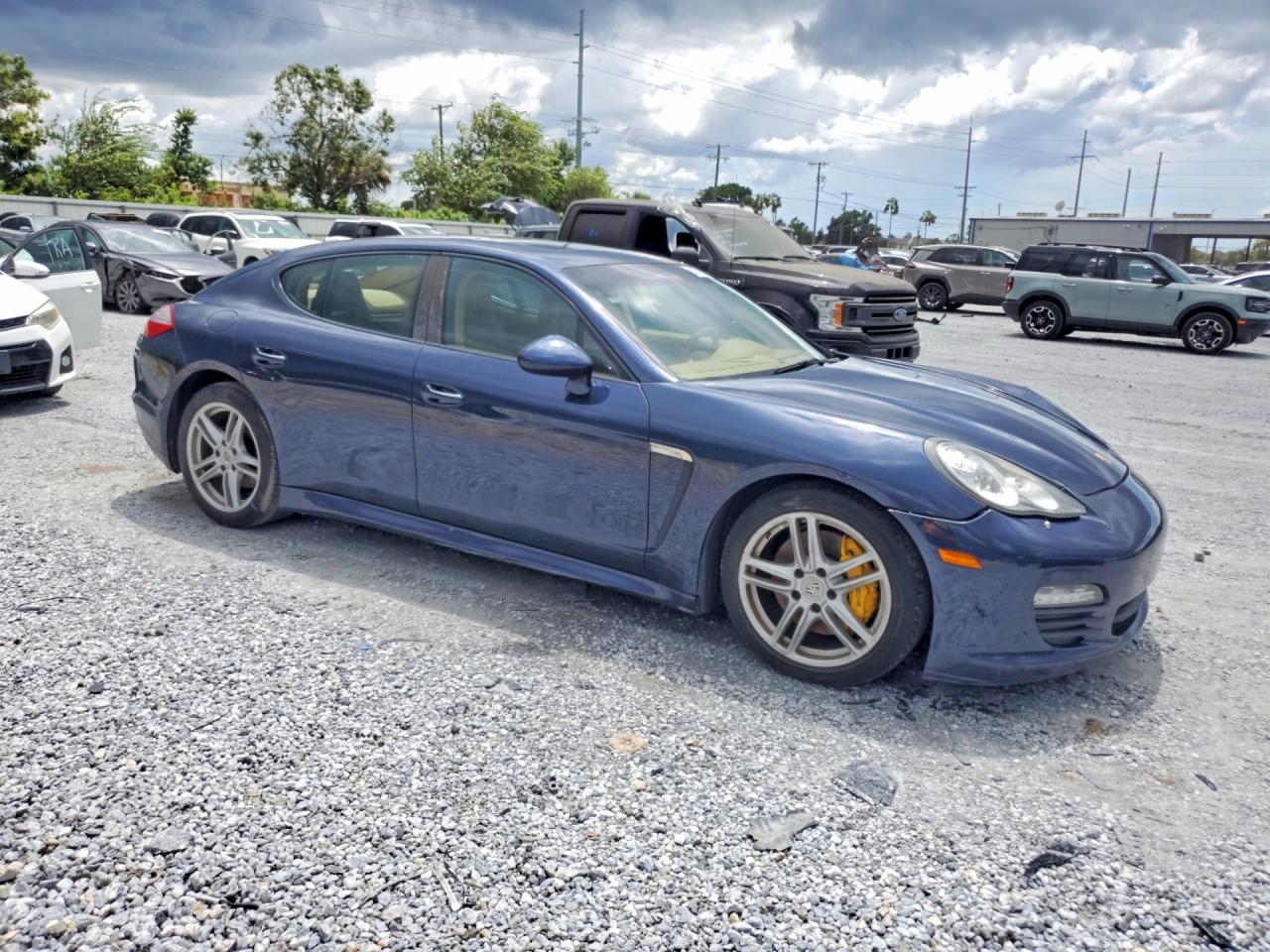 2013 Porsche Panamera 2 Синий vin: WP0AA2A76DL010237