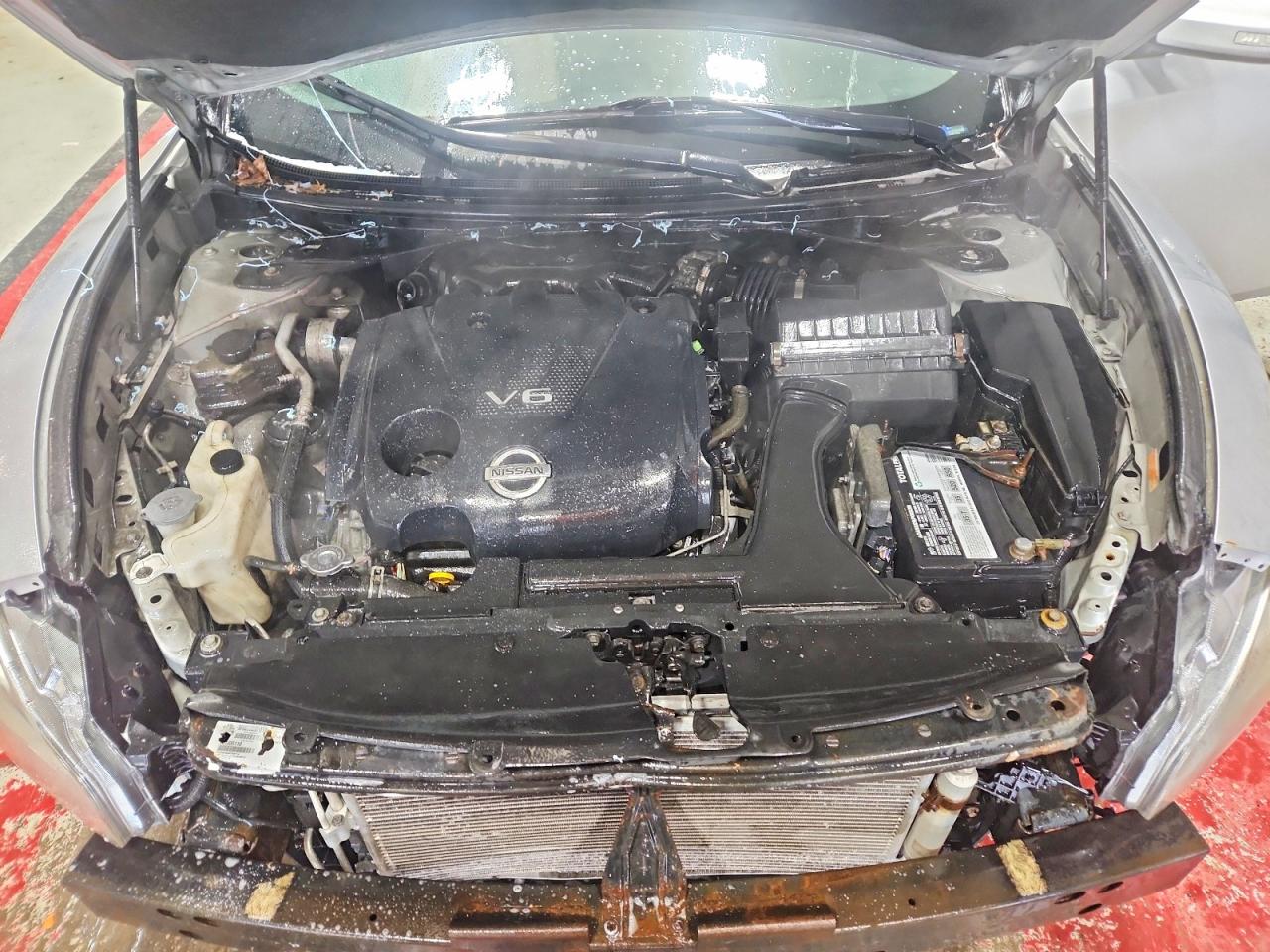 2013 Nissan Maxima 3.5 S Silver vin: 1N4AA5AP9DC813728