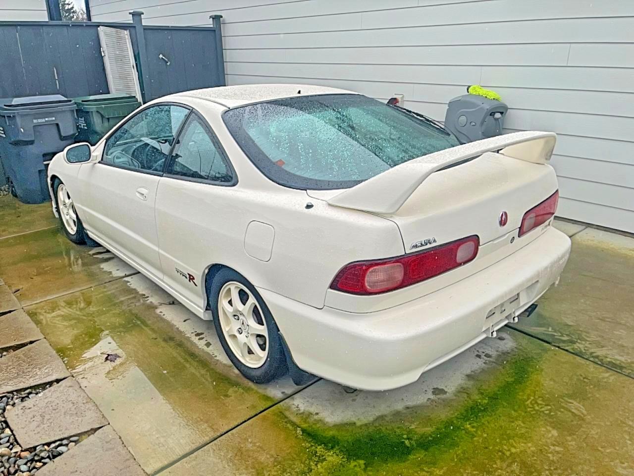 1998 Acura Integra Type-r White vin: JH4DC231XWS003993