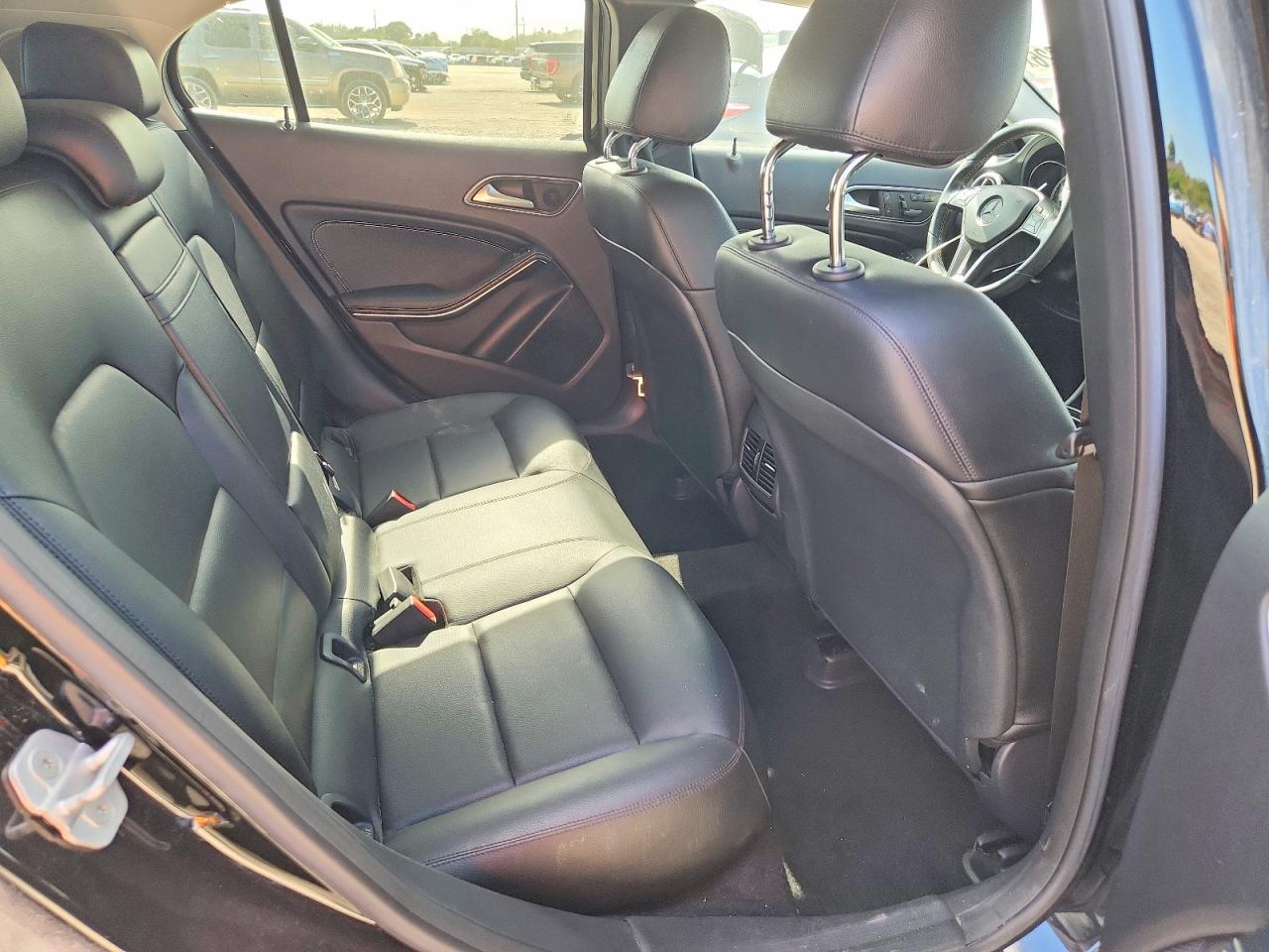 2015 Mercedes-benz Gla 250 4matic Black vin: WDCTG4GB0FJ038445