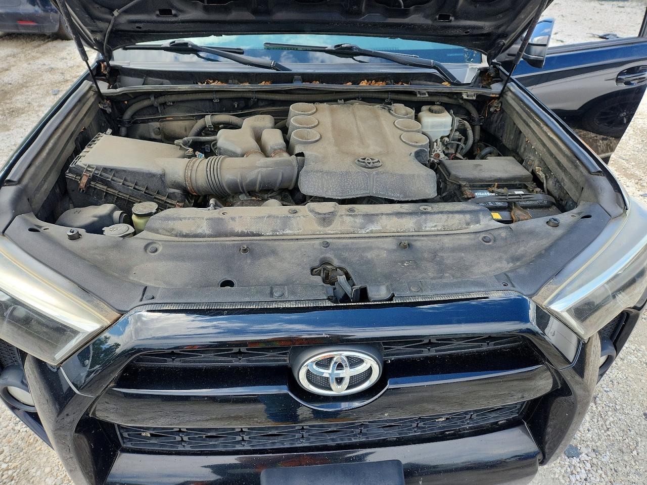 2014 Toyota 4runner Sr5 Black vin: JTEBU5JR7E5170076