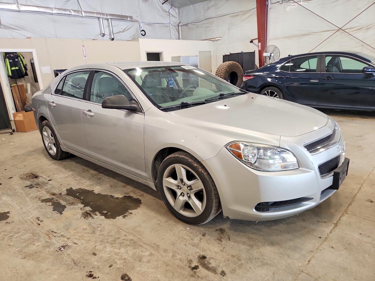 2011 Chevrolet Malibu Ls Silver vin: 1G1ZA5EU3BF340748
