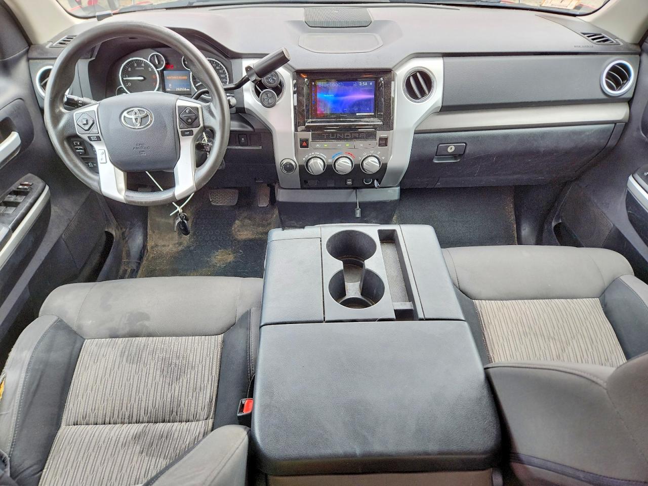 2014 Toyota Tundra Sr5 Red vin: 5TFUM5F10EX051063