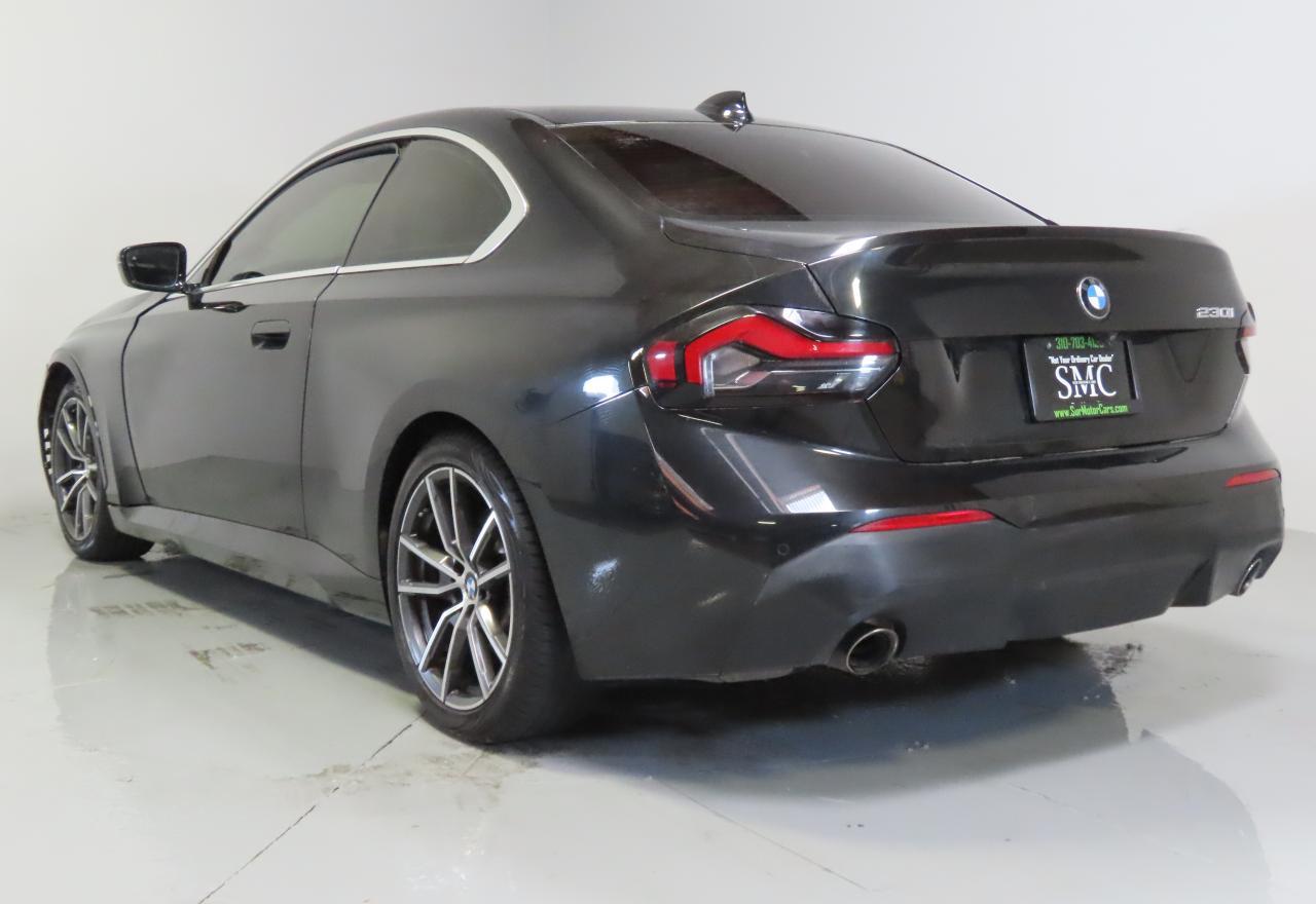 2022 Bmw 230i    Black vin: 3MW23CM03N8C21047