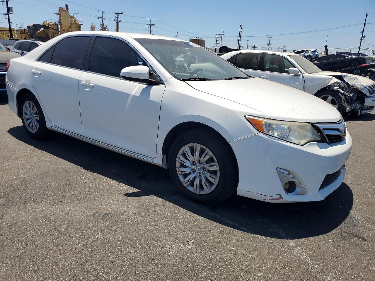 2012 Toyota Camry Le White vin: 4T1BF1FK1CU542755