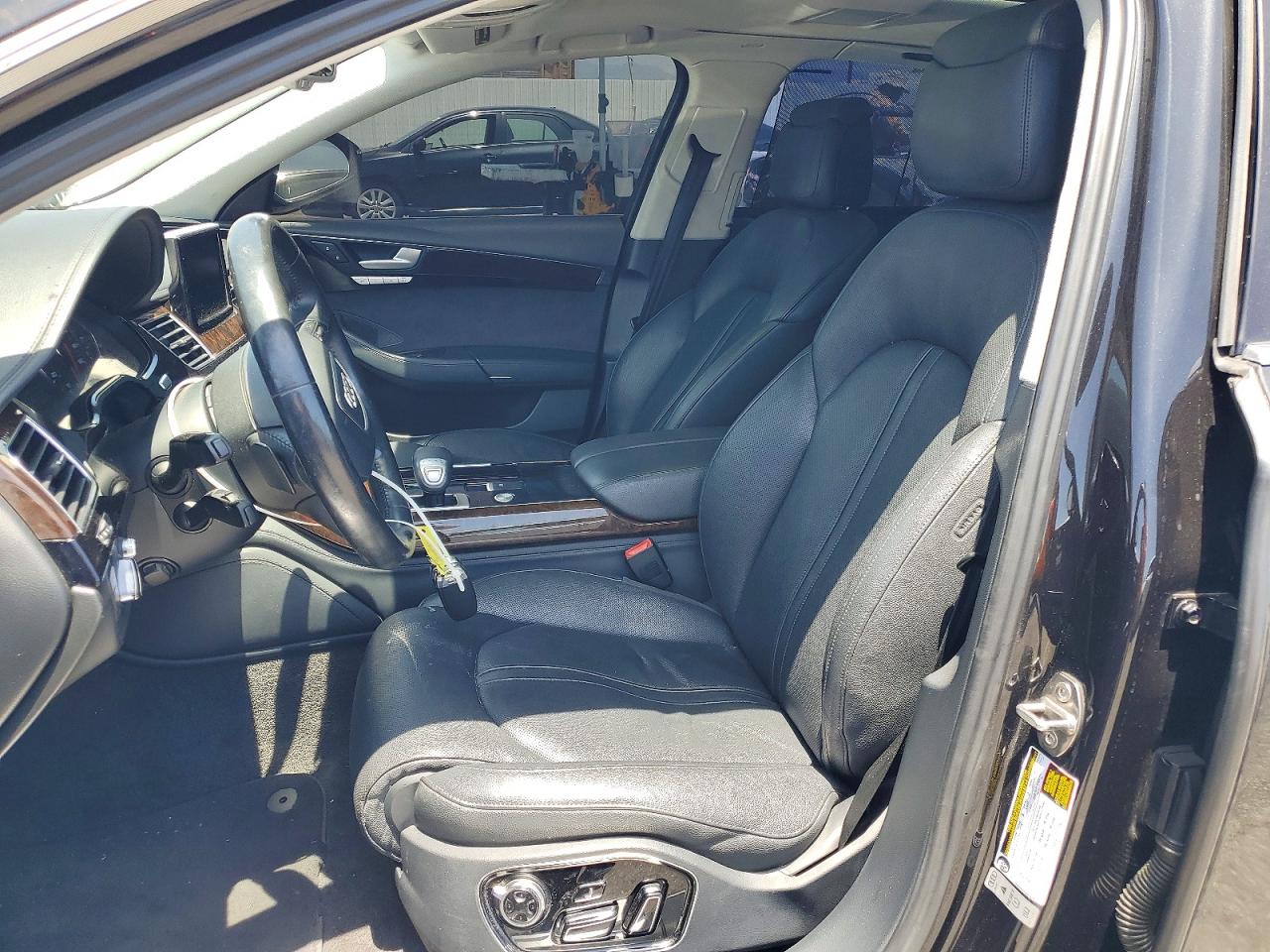 2015 Audi A8 L Quattro Black vin: WAU3GAFD5FN000609