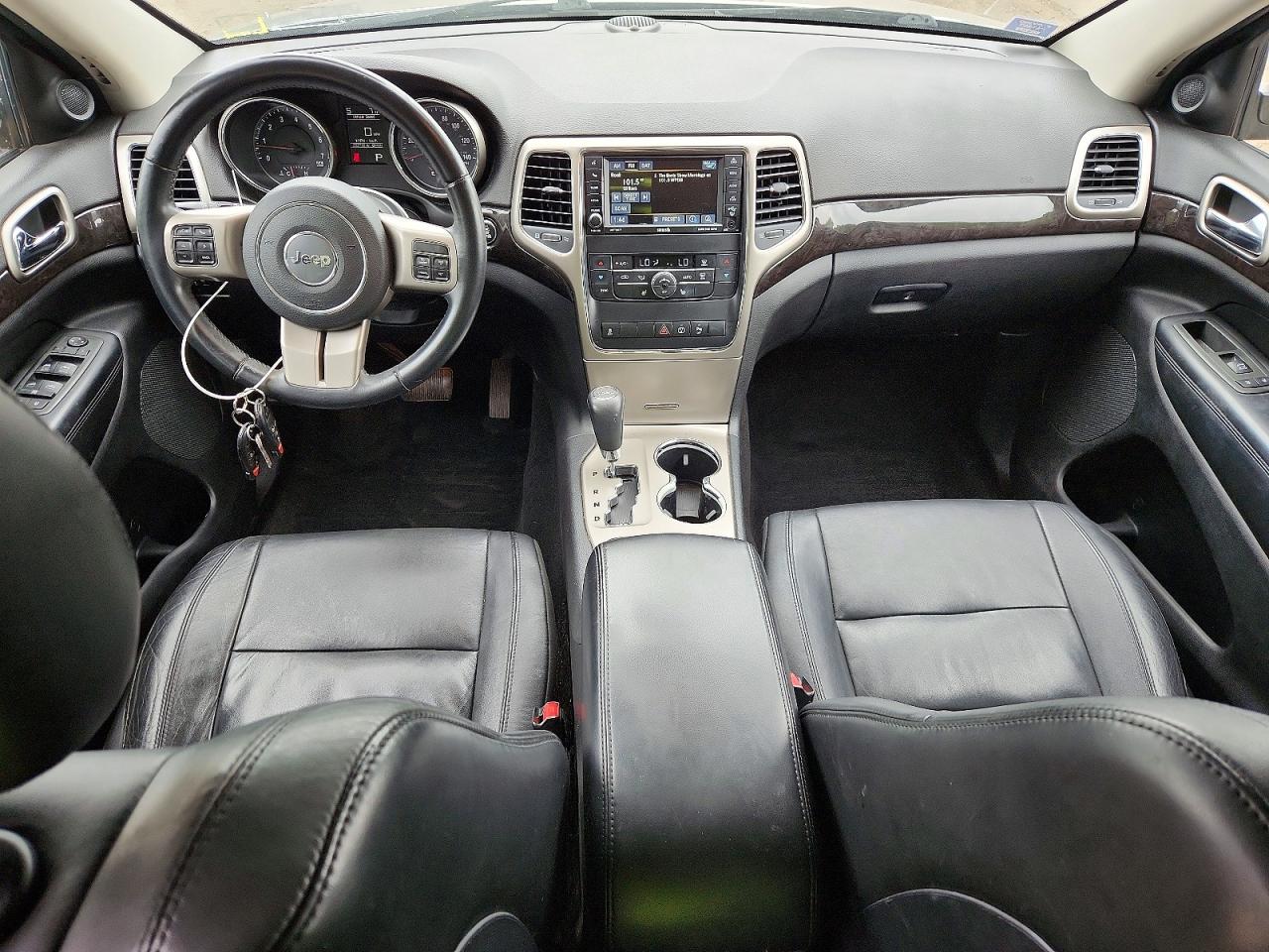 2013 Jeep Grand Cherokee Laredo Серый vin: 1C4RJFAG0DC542612