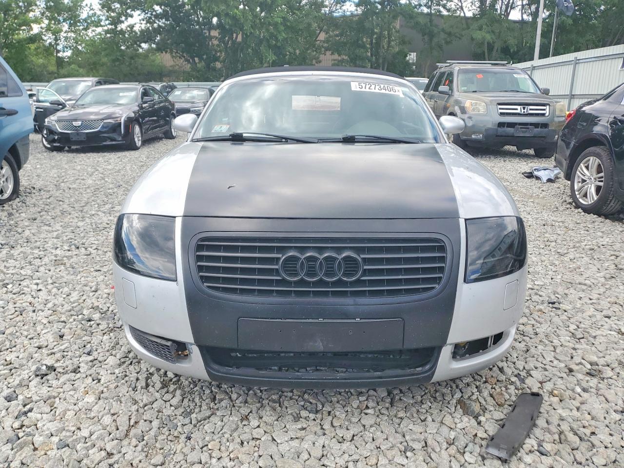 2001 Audi Tt Silver vin: TRUTX28N711021806