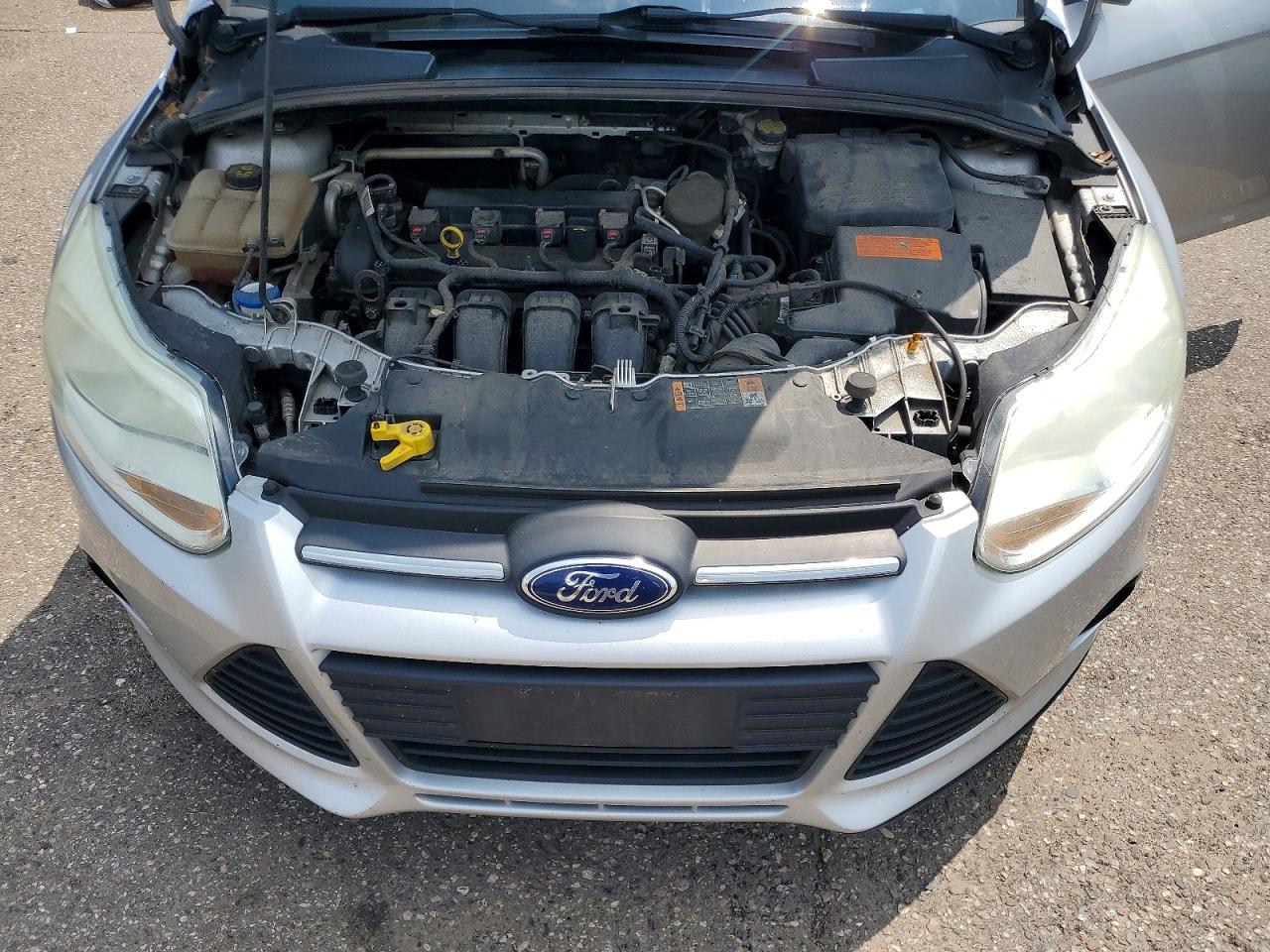 2014 Ford Focus Se Silver vin: 1FADP3F29EL441628