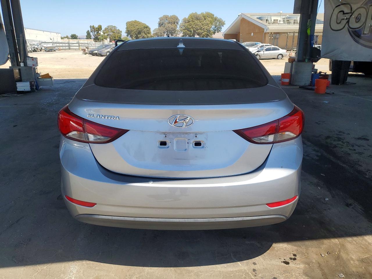 2015 Hyundai Elantra Se Gray vin: 5NPDH4AE7FH549301