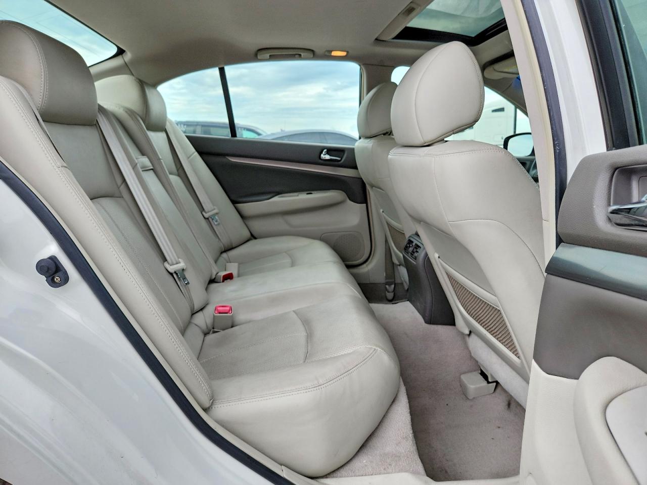 2013 Infiniti G37 Sedan X White vin: JN1CV6AR7DM357112