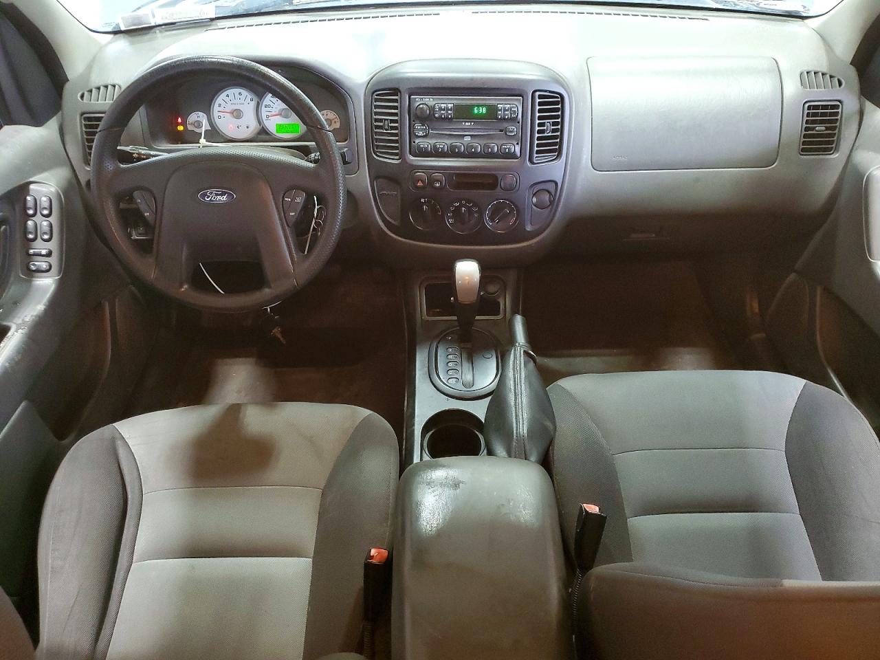2005 Ford Escape Xls Green vin: 1FMYU92Z75KB52467