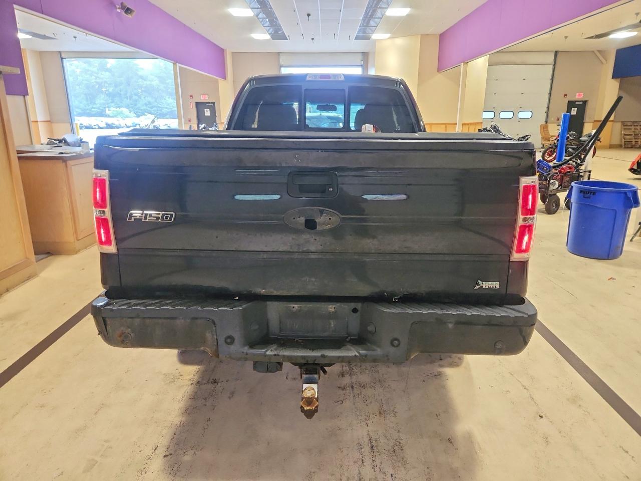 2010 Ford F150 Super Cab Black vin: 1FTFX1EV2AFC80437