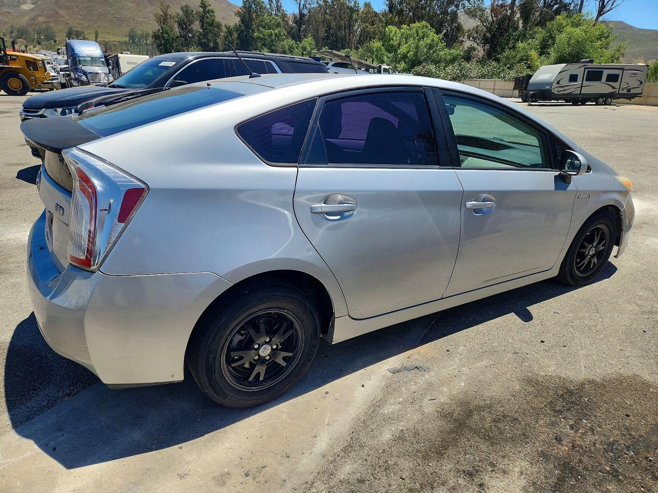 2012 Toyota Prius Two Silver vin: JTDKN3DU3C5383514