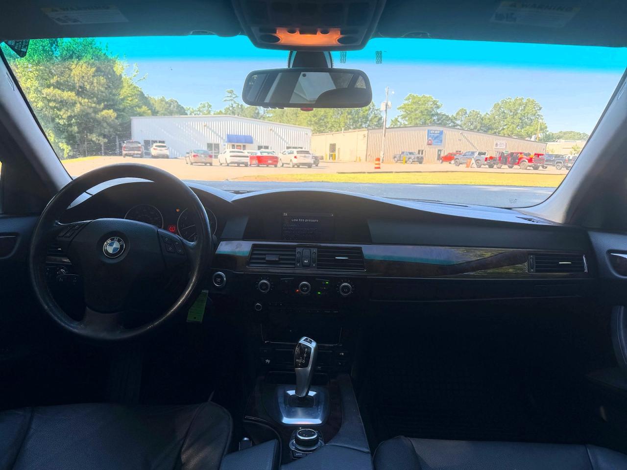 2010 Bmw 528 Xi Black vin: WBANV1C50AC159960
