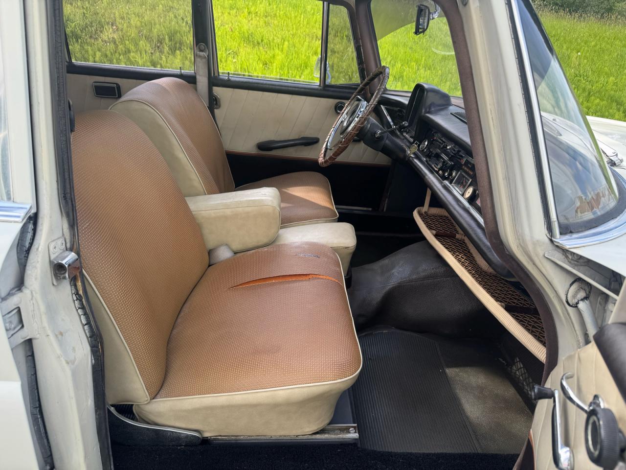 1965 Mercedes Benz 190 Белый vin: 11001010128181
