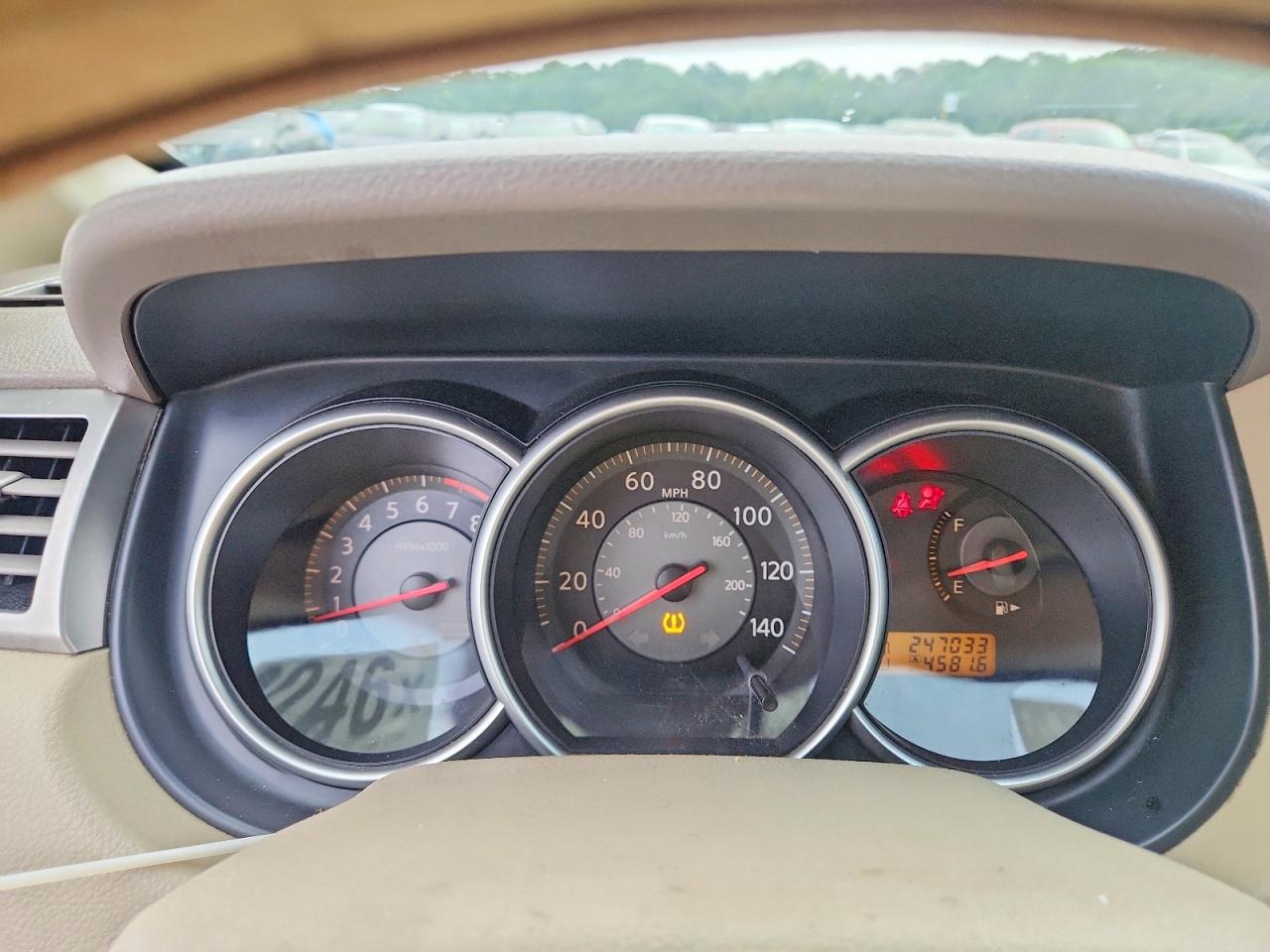 2008 Niss Versa S White vin: 3N1BC13E38L427509