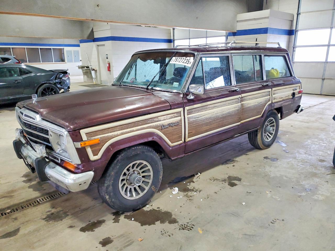1988 Jeep Grand Wagoneer Brown vin: 1JCNJ15U1JT058363