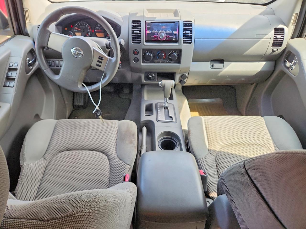2006 Nissan Frontier Se White vin: 1N6AD07W56C415645