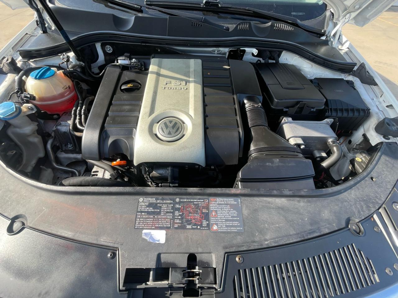 2006 Volkswagen Passat 2.0t Белый vin: WVWAK73C36P169054