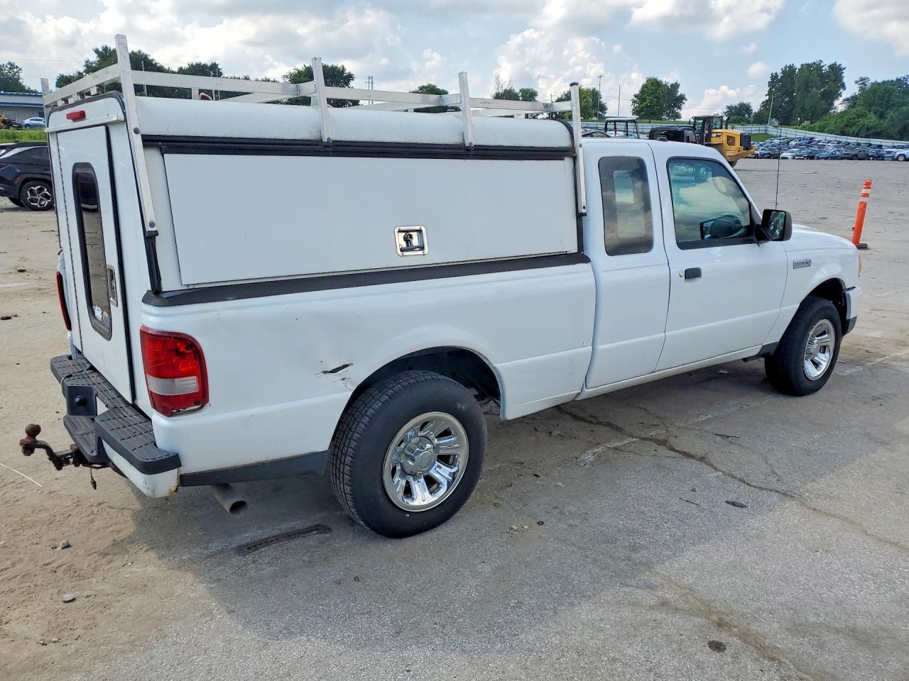 2010 Ford Ranger Super Cab Белый vin: 1FTKR4EE4APA46692