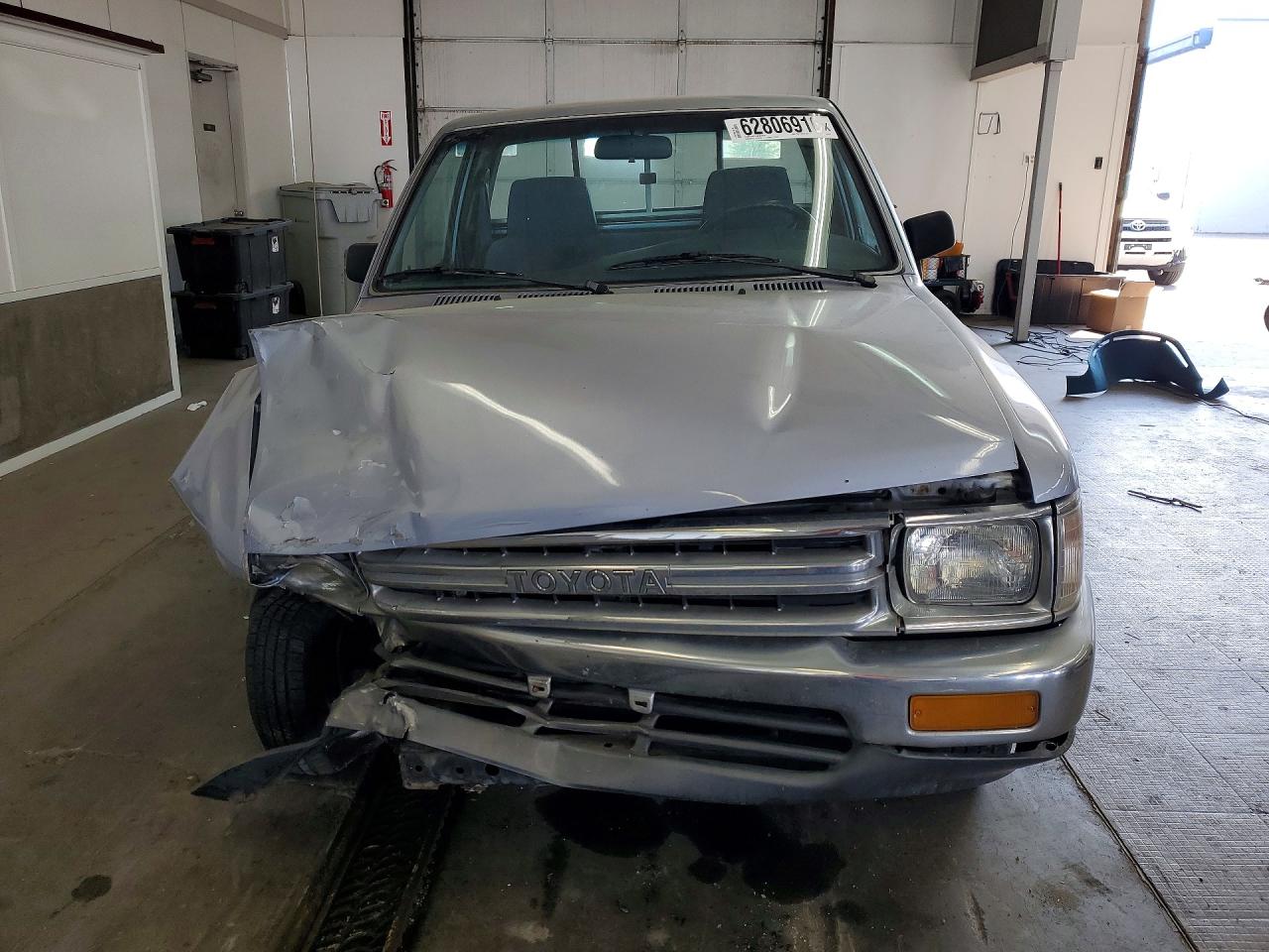 1991 Toyota Pickup Deluxe Blue vin: JT4RN82P9M5035114